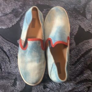 OluLai Pehuea Hawaiian Blue hand-dyed sneakers
